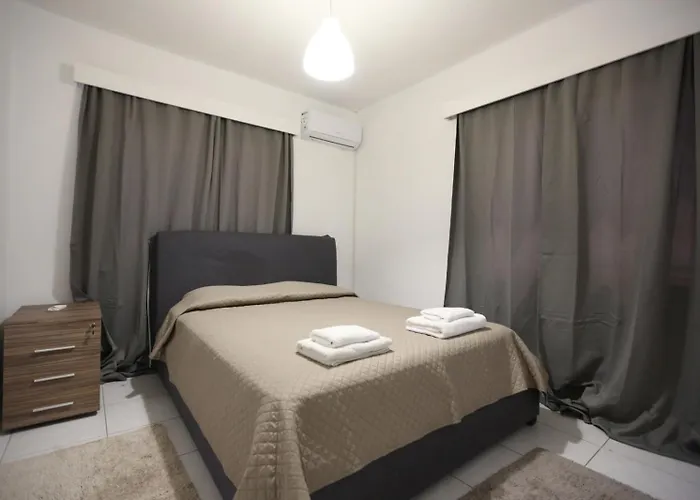 Near The Beach Holiday Apartment